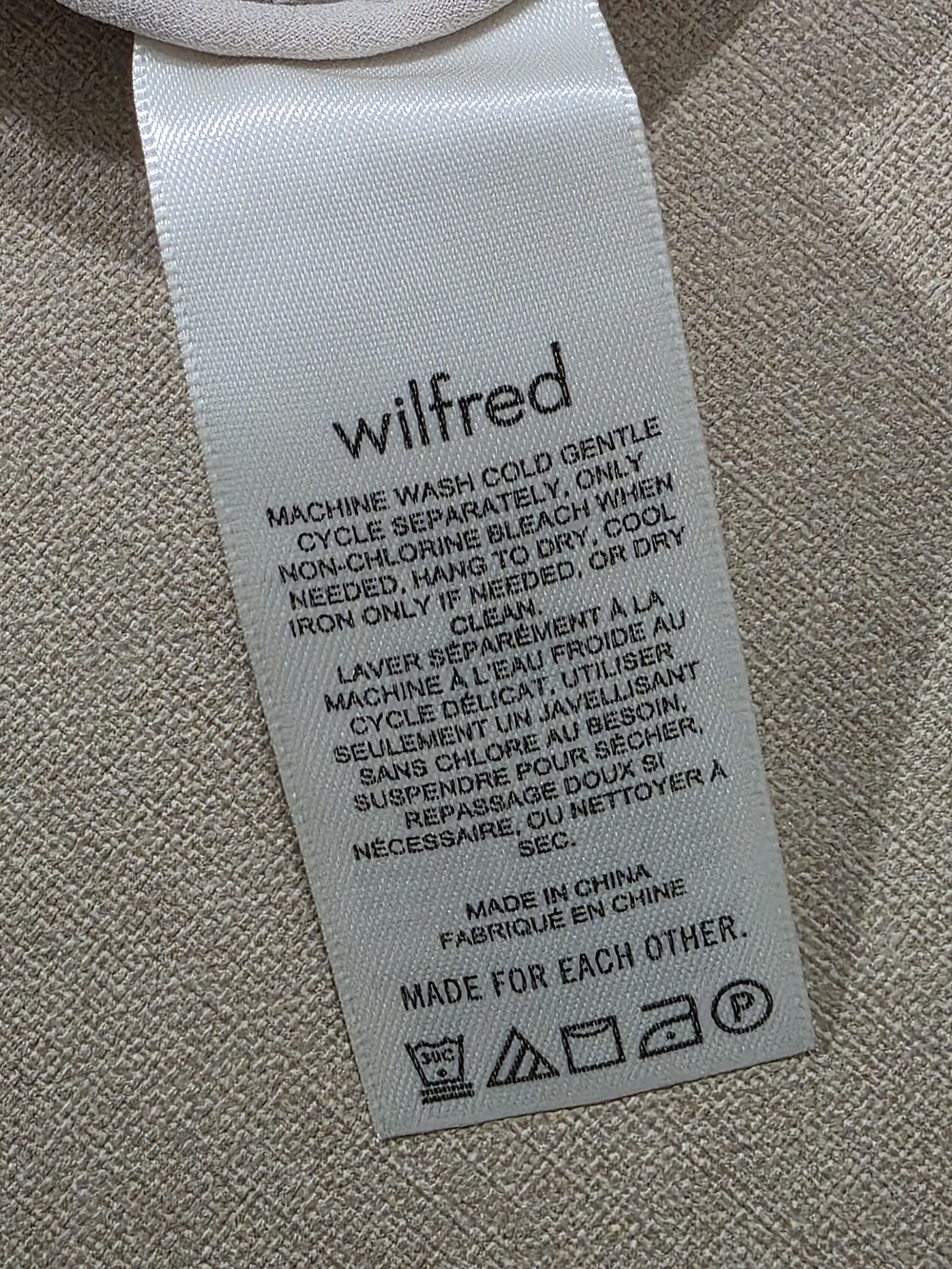 NWOT Aritzia Wilfred Wistful Blouse - Wheat/Basalt Grey Size M - Picture 8 of 9